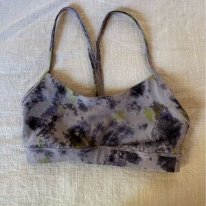 Lululemon Flow Y Medium Support Sports Bra - purple/green tie dye - size 4